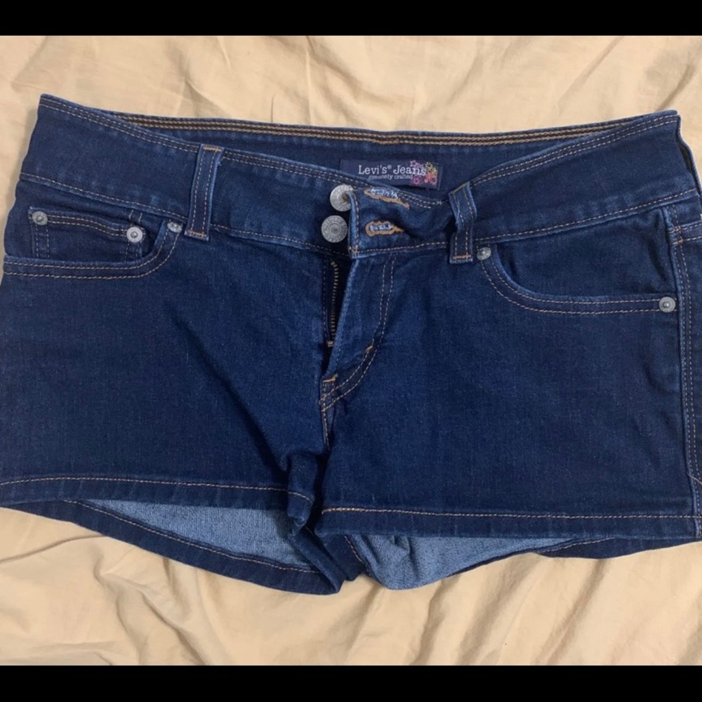 Short jean shorts